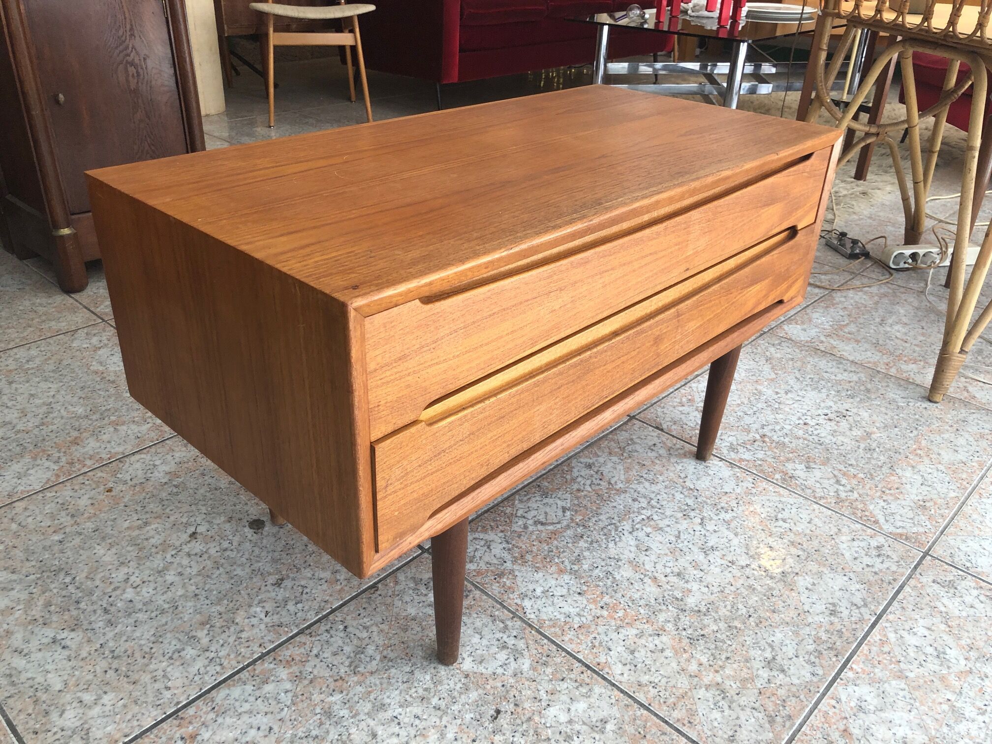 Dresser two drawers from the 60