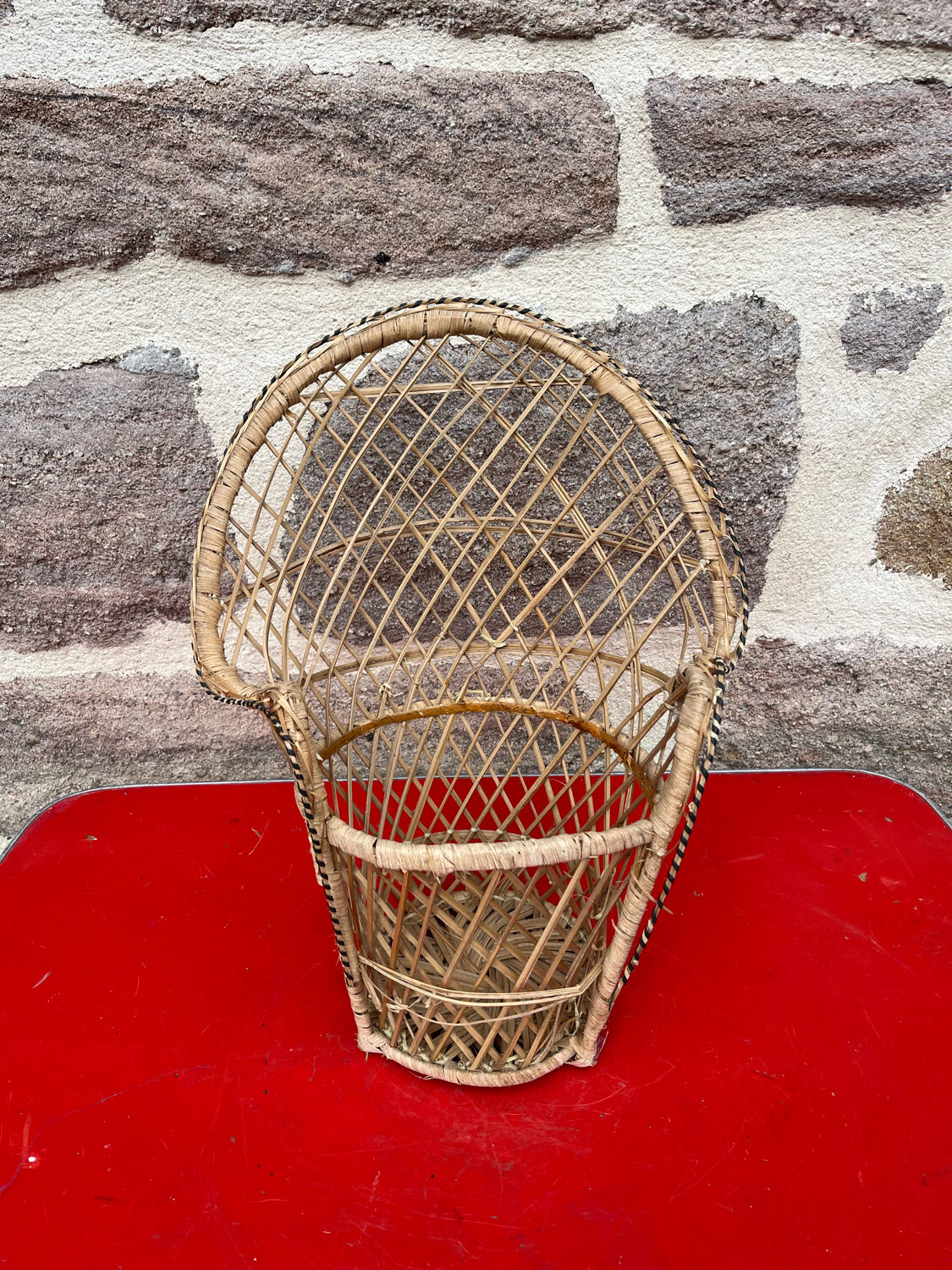 Doll chair