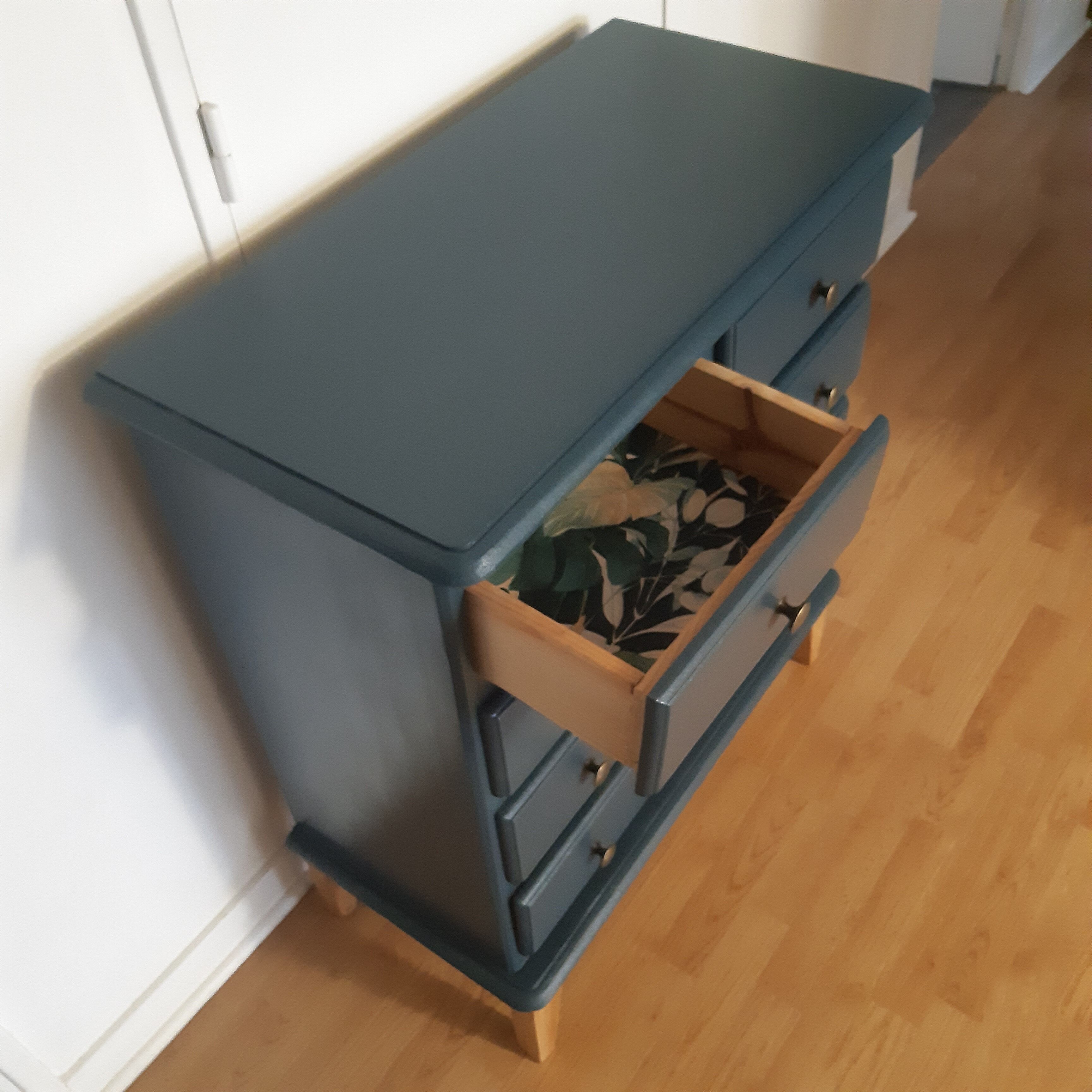 Commode scandinave bleu ganne