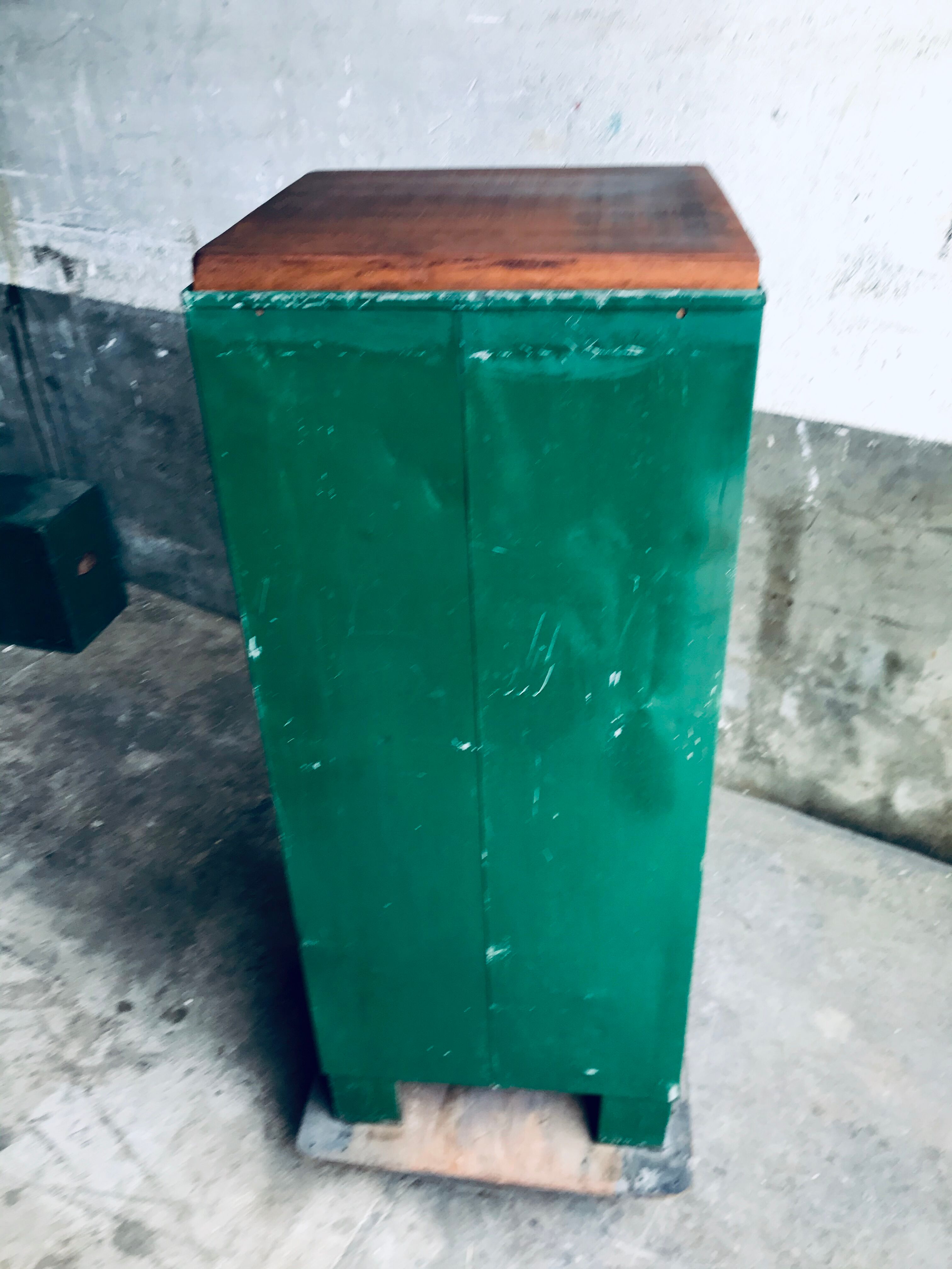 Meuble d'atelier vert