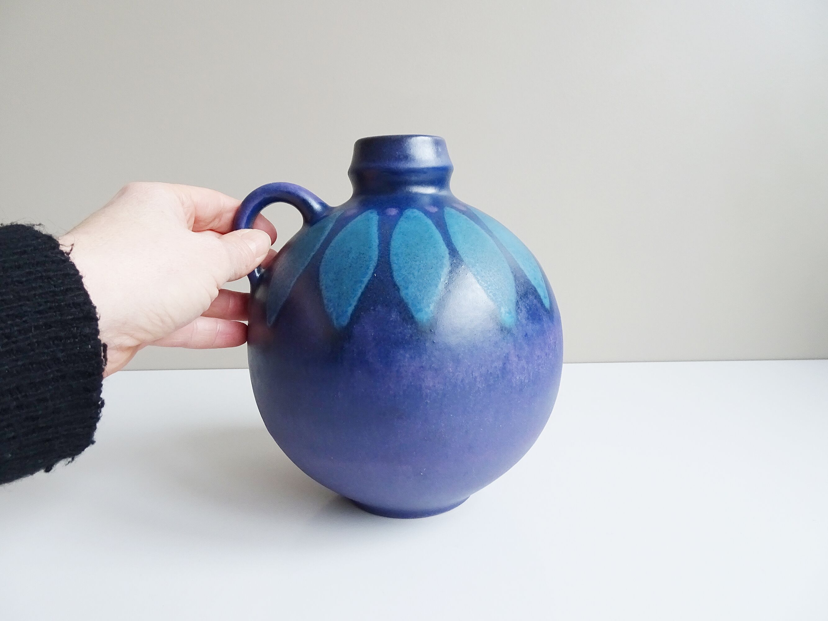 Vase by KMK Decor Viola