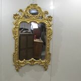 Miroir ancien en bois doré
