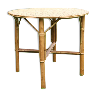 Table ronde en rotin