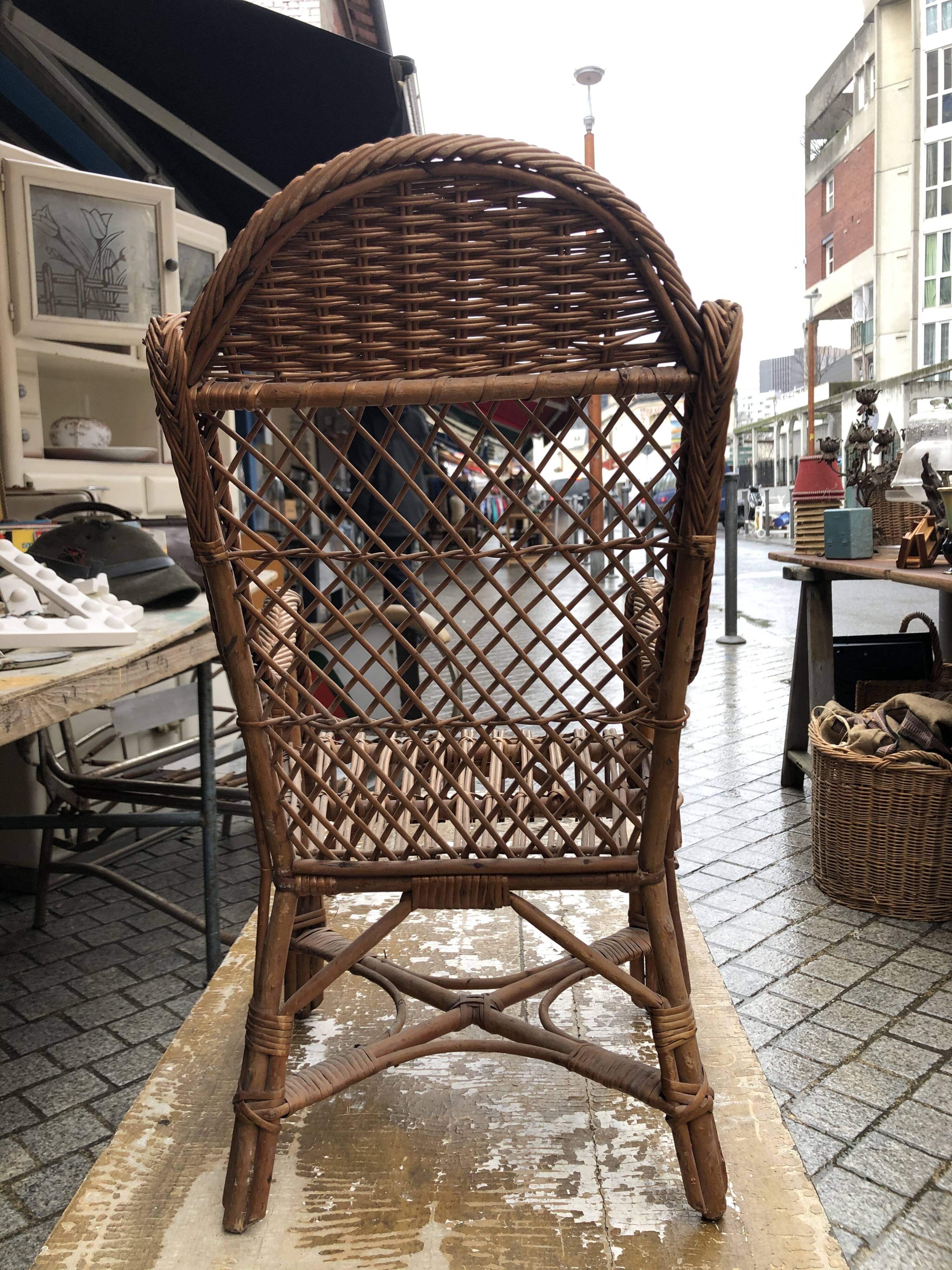 Child chair in rattan and wood