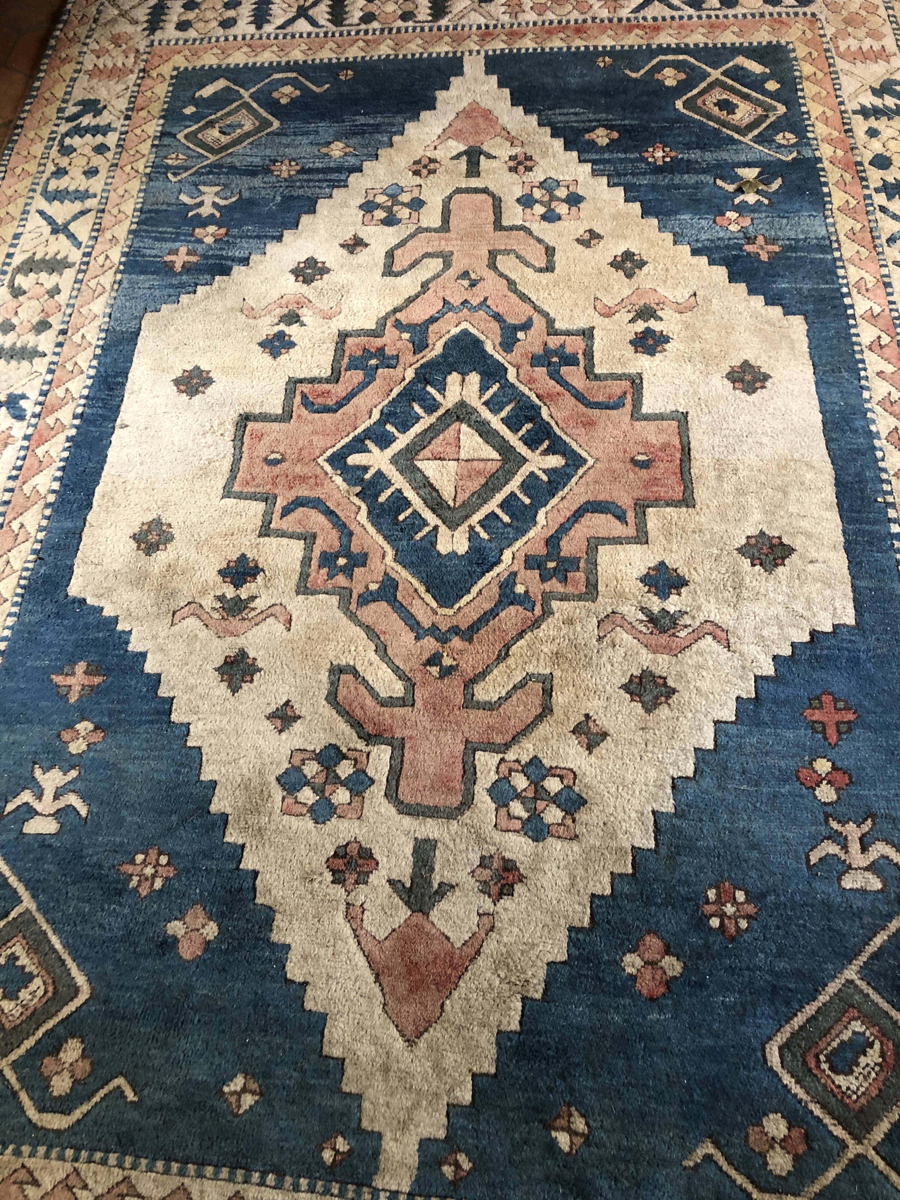 Carpet iran. wool. handmade. 285 x 200