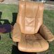 Paire de fauteuils et ottoman cuir marron stressless erkones