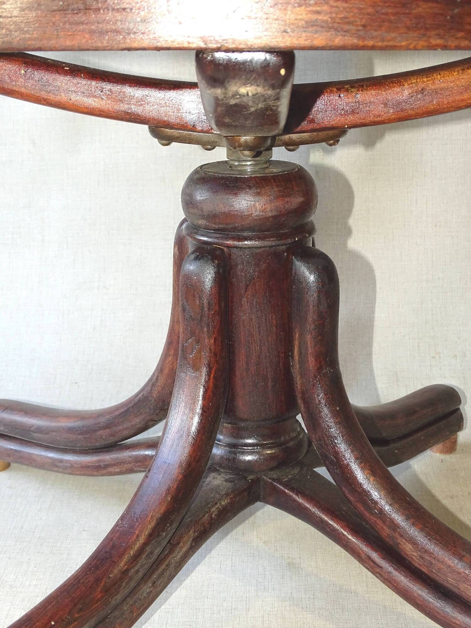 Armchair Curved wood THONET screw N° 1 , 1890 cannages