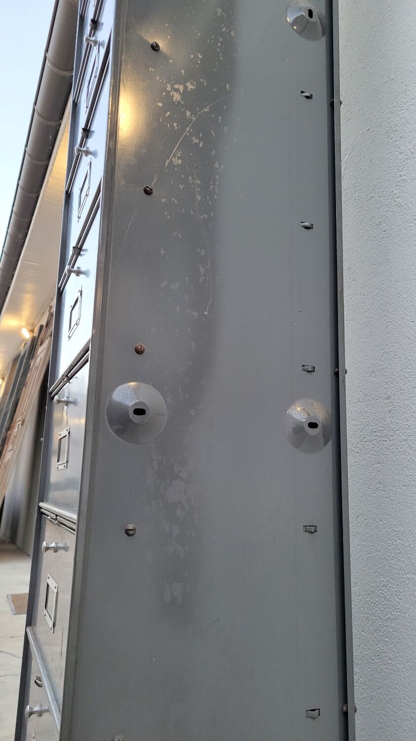 Metal locker cabinet Ronéo 1950 industrial