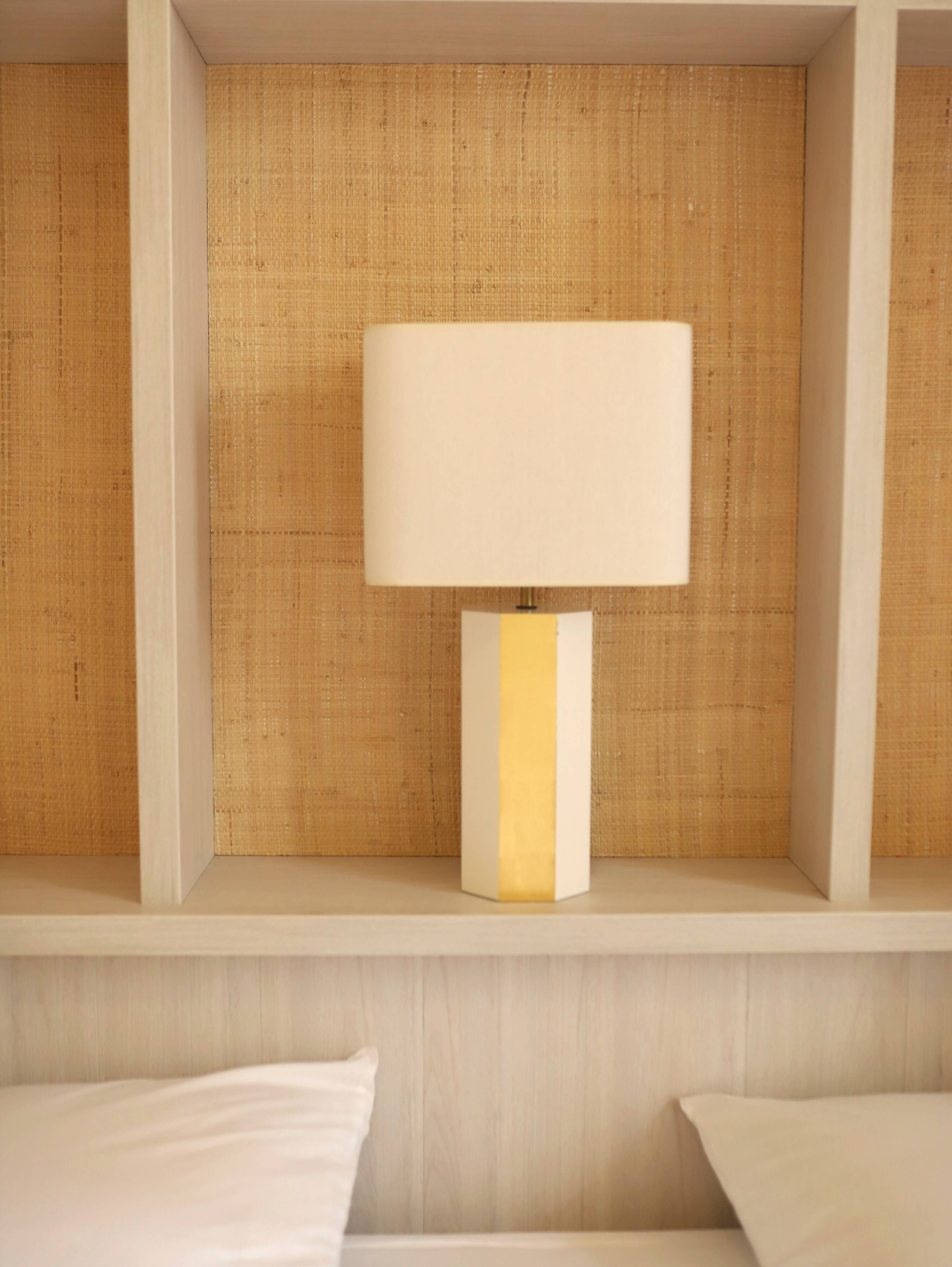 The luco white & yellow gold lacquered finish