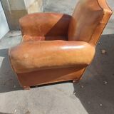 Pair of club chairs with mustaches in havana leather in their juices circa 1930