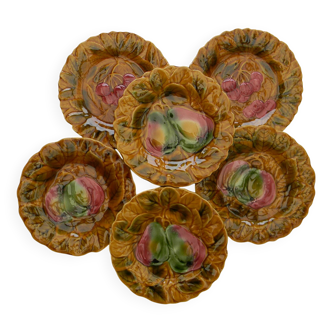 Set of 6 dessert plates in Sarreguemines slip. Fruit.