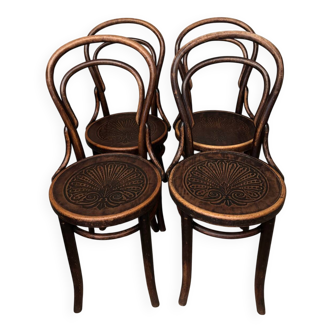 Lot de 4 chaises bistrots faites pour Thonet