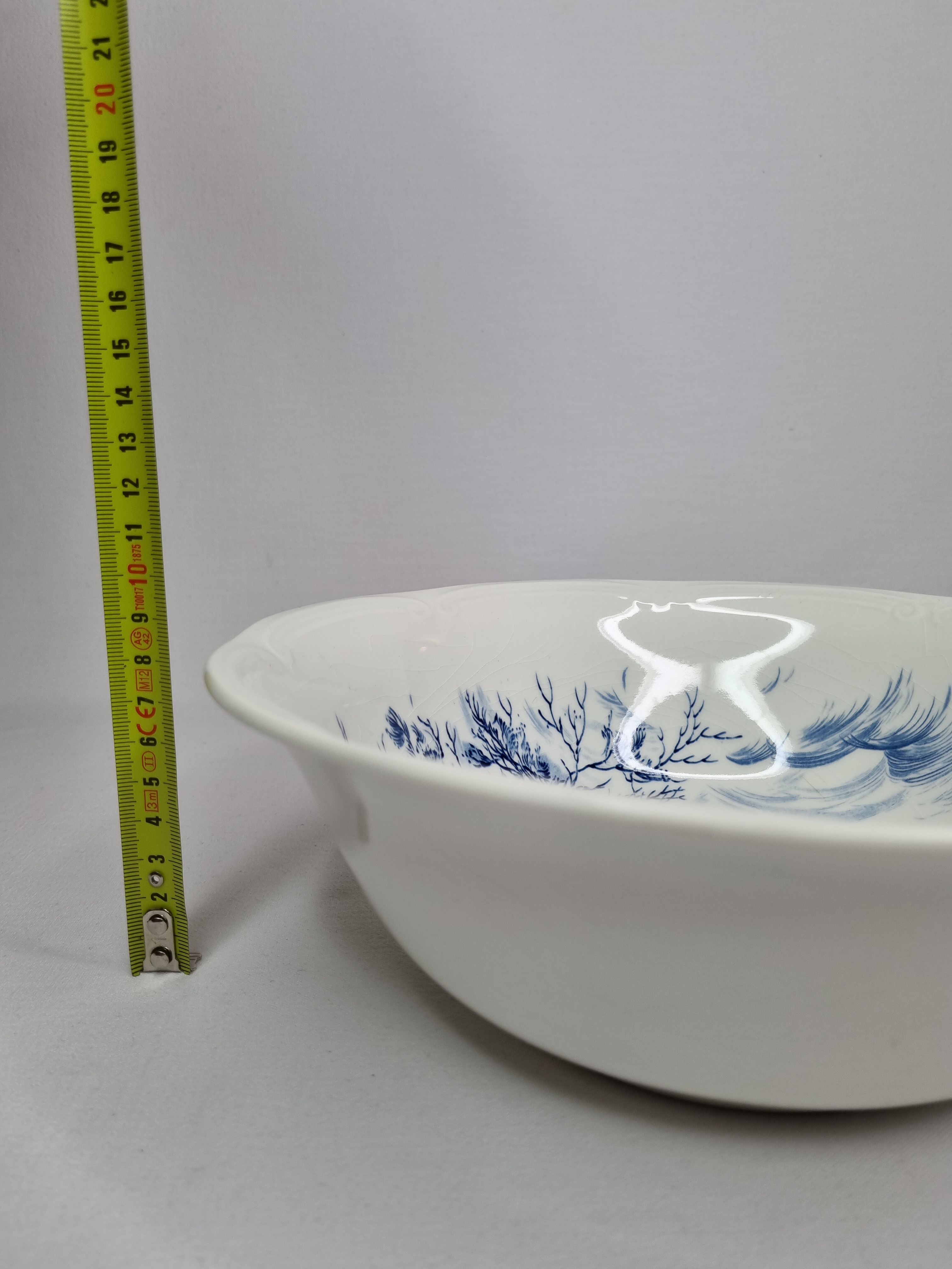 Earthenware vegetable with blue décor Gien Wedgwood