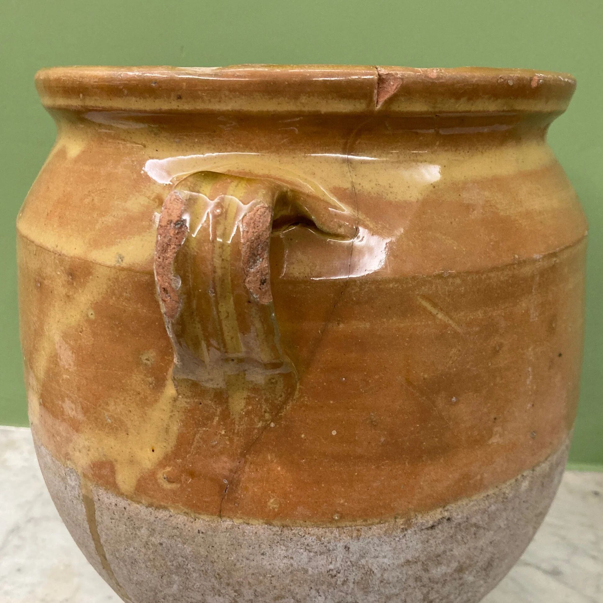 19th-century confit pot. Glazed yellow terracotta pottery.
