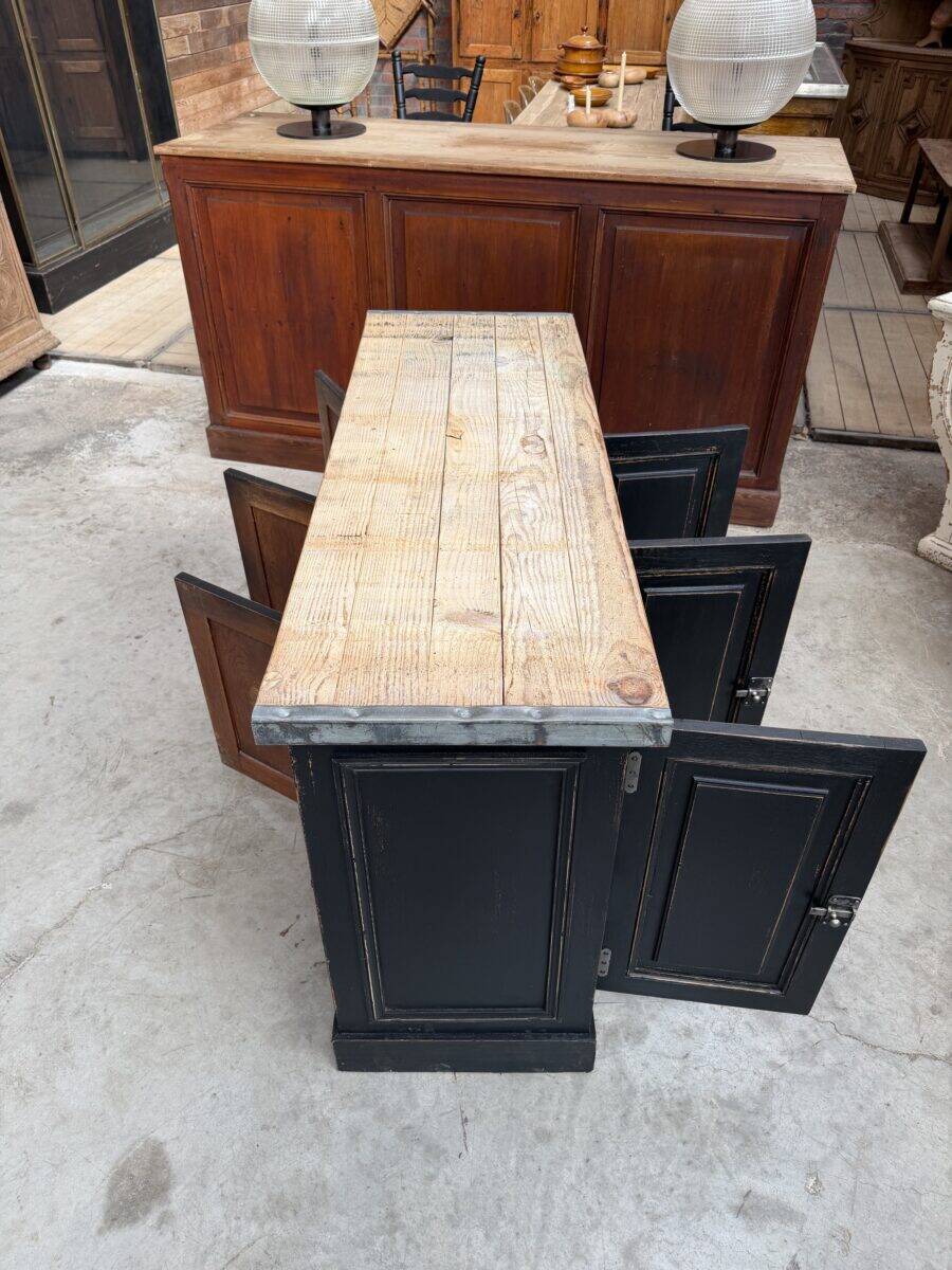 Double-sided furniture from the early 20th century.