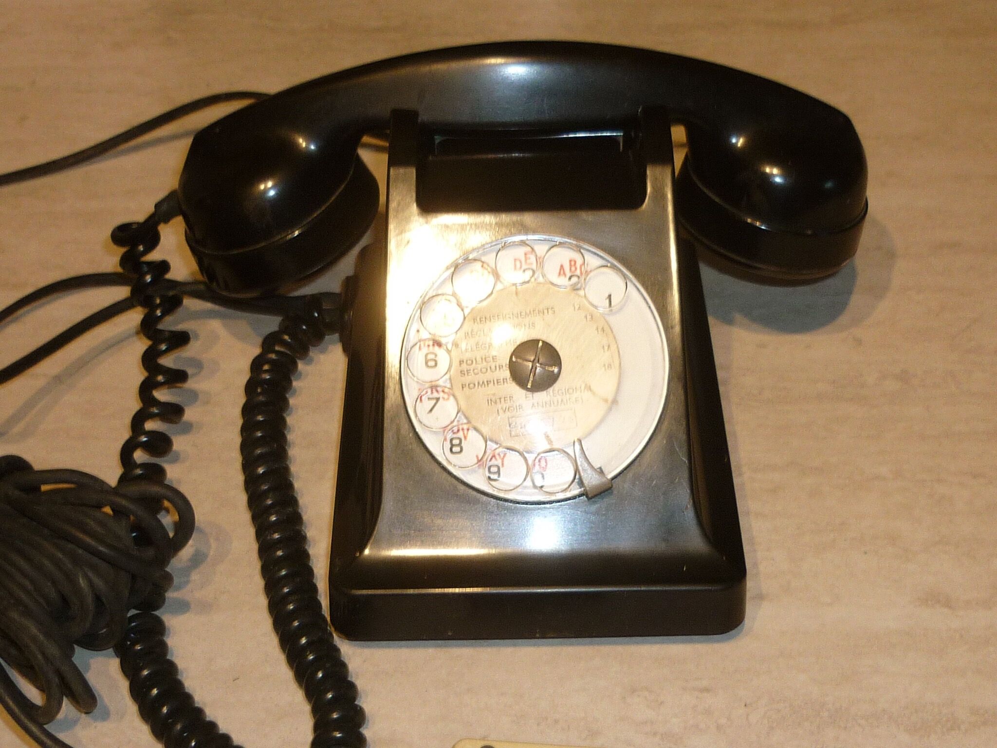 Black PTT phone 1958