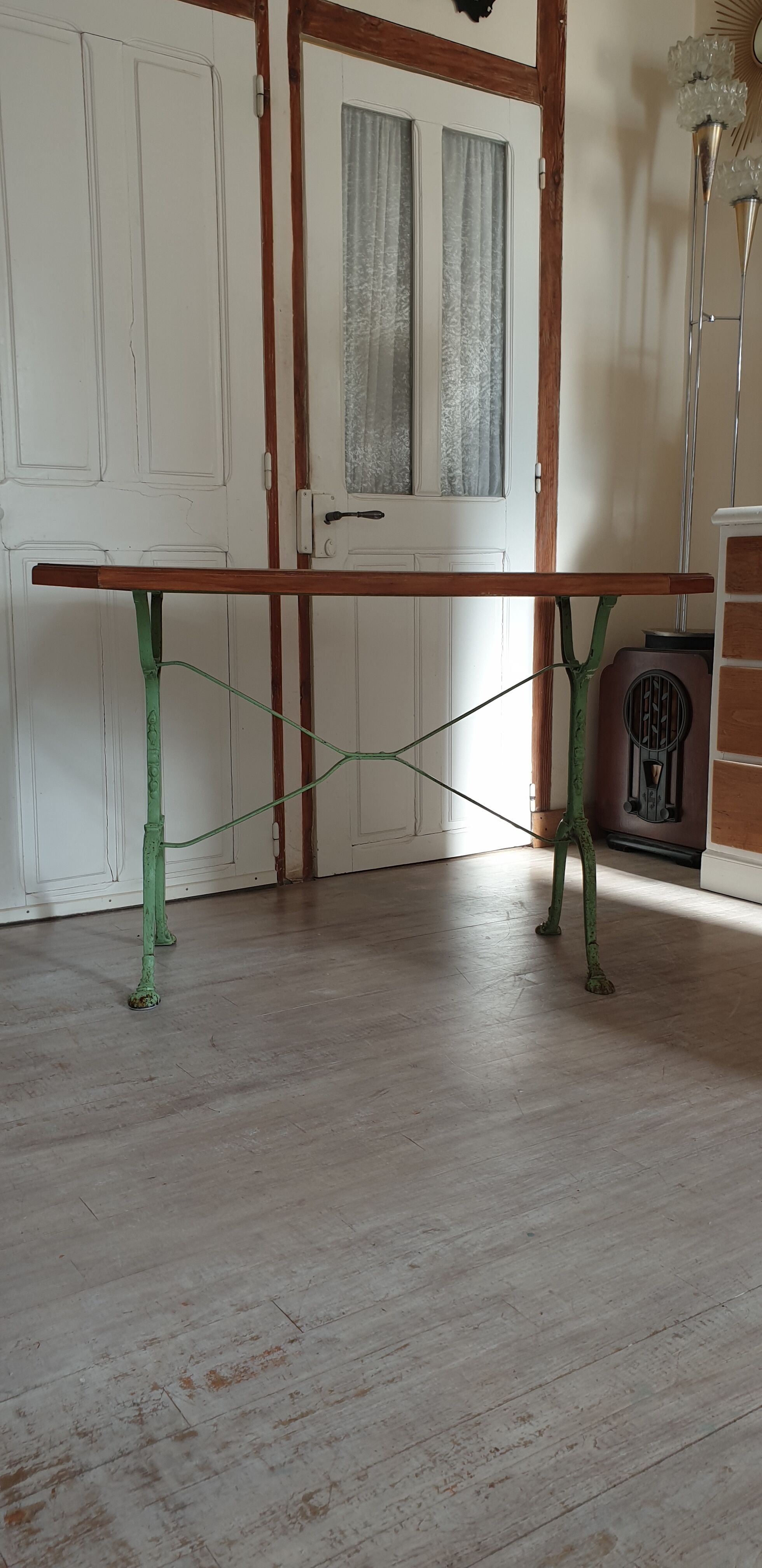 Bistro table