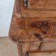 Buffet deux-corps en loupe d'orme du XIXème siècle