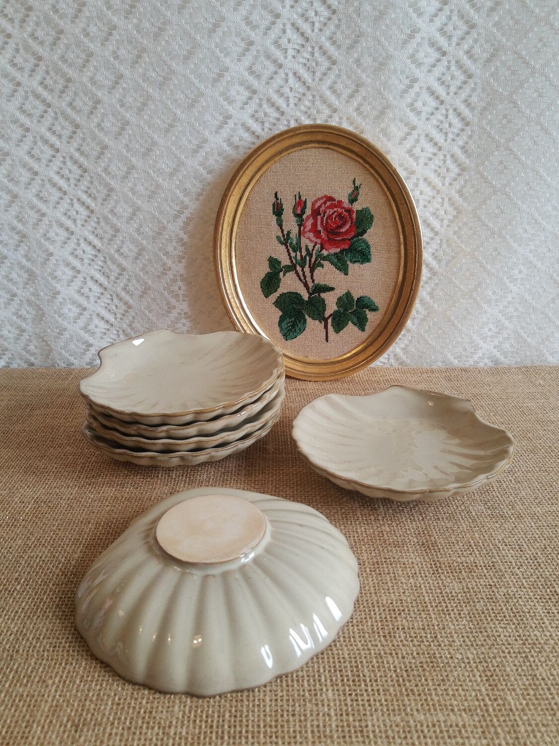 Set of 6 shells, ramekins, vintage ceramic cups