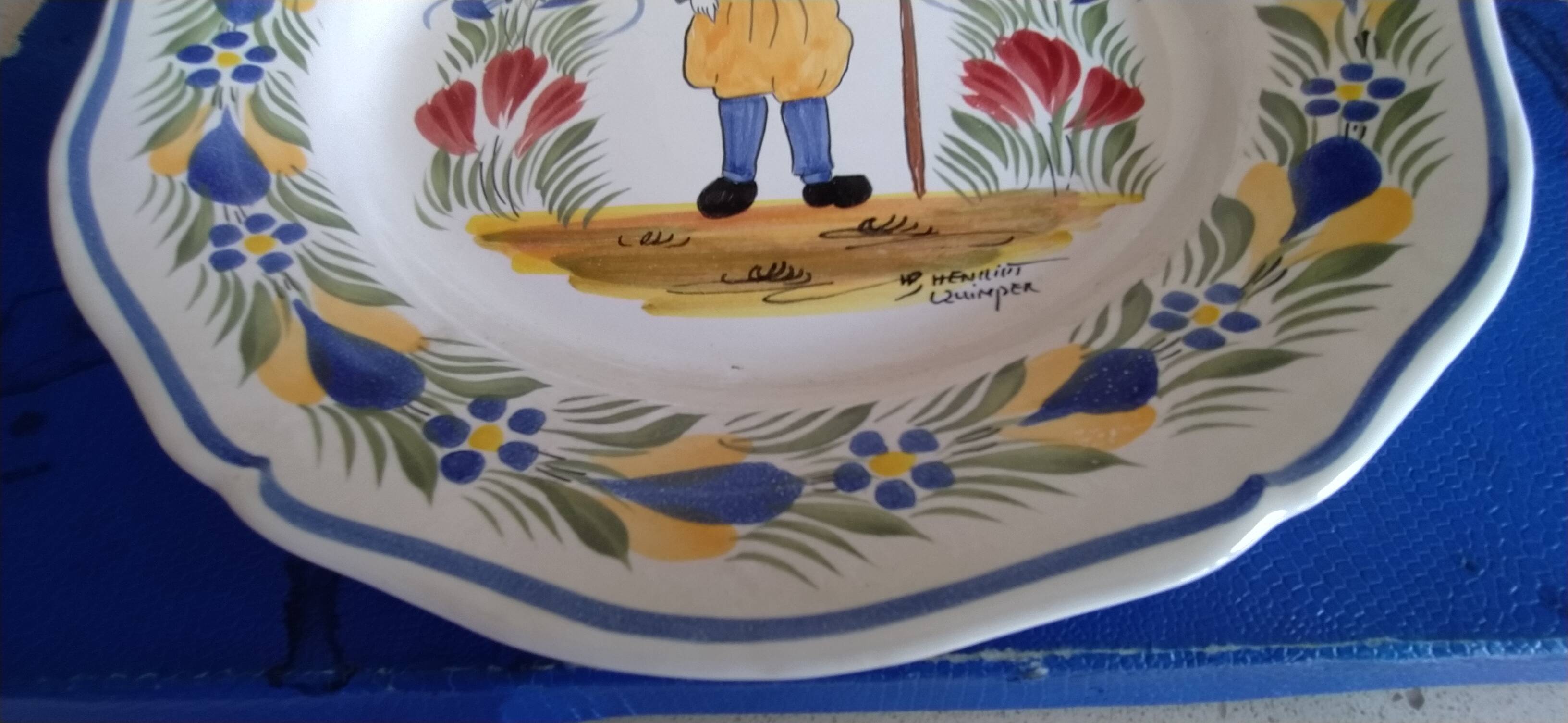 Henriot decorative plate
