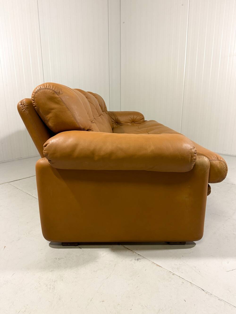 Canapé Coronado en cuir de Tobia et Afra Scarpa pour B&B Italia