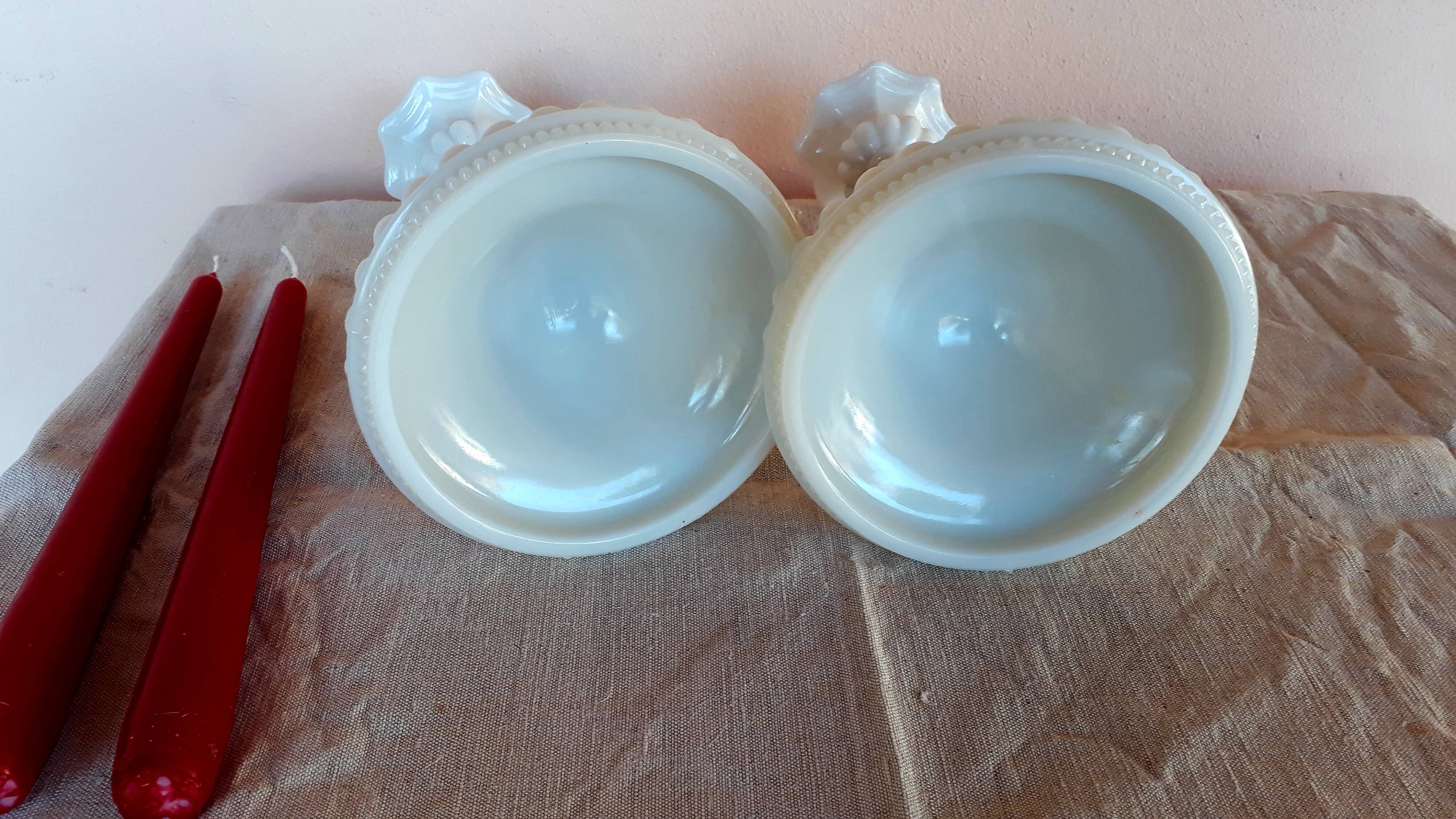 Paire de bougeoirs chimères