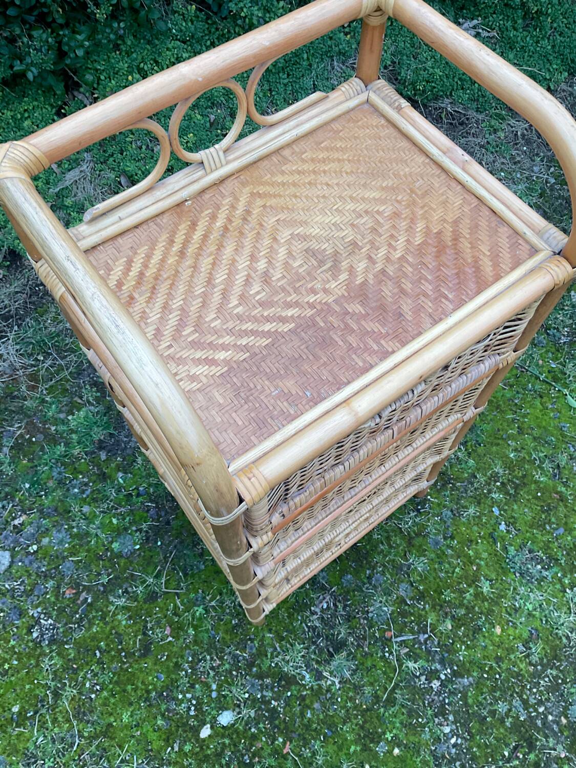Vintage rattan chiffonier
