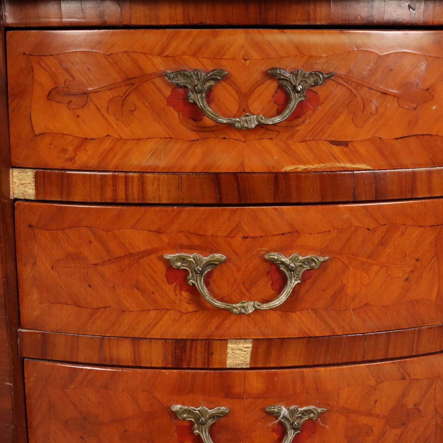 Tables de chevet anciennes style Napoléon III en bois de rose XXe siècle