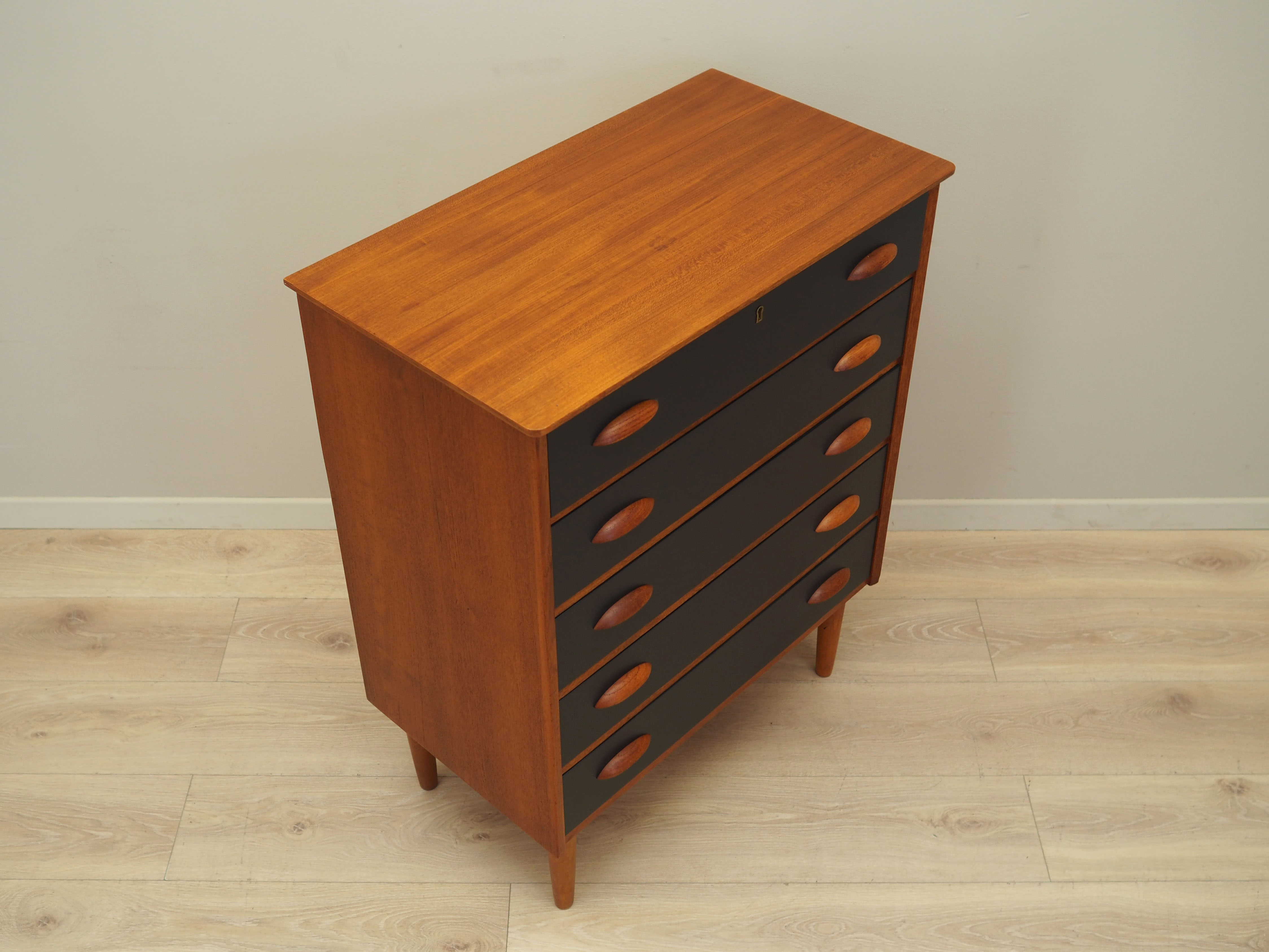 Teak chest of drawers, Danish design, 1970s, production: Denmark