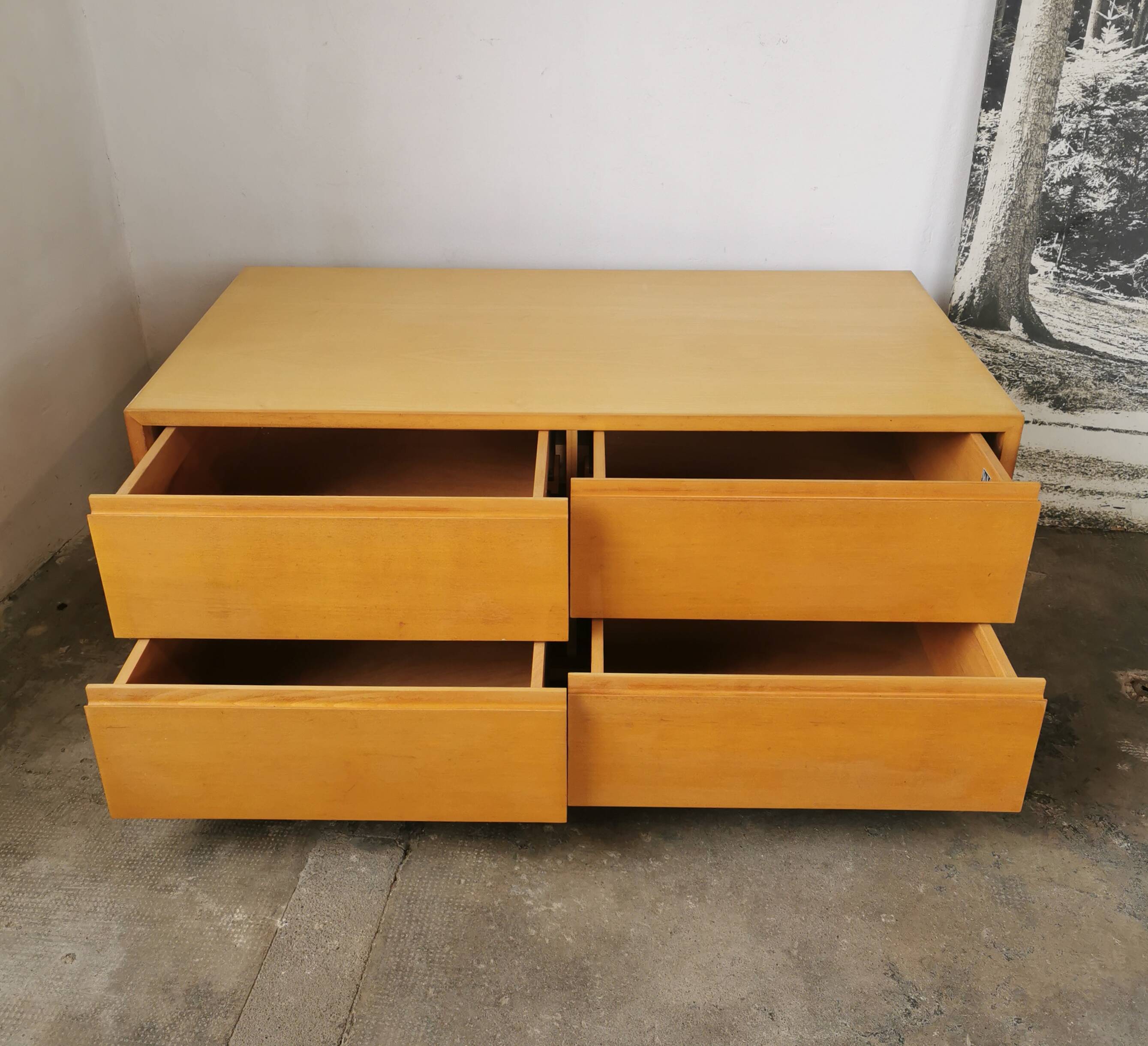 Wk Mobel low chest of drawers