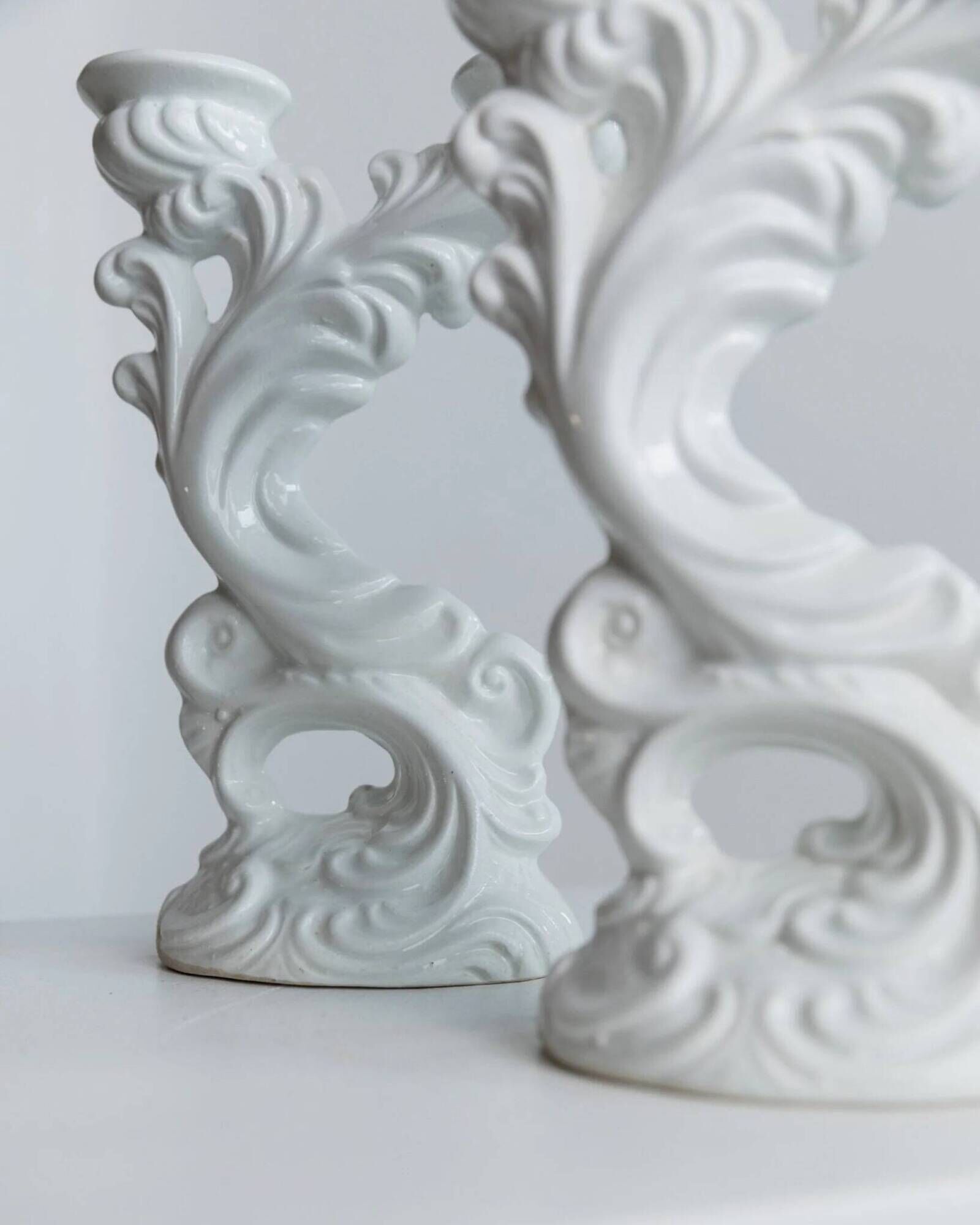 Two White Biscuit Porcelain Candleholders, Vintage Ceramic Candlesticks, Italy 1930s – Elegant Rococo-Style Decor
