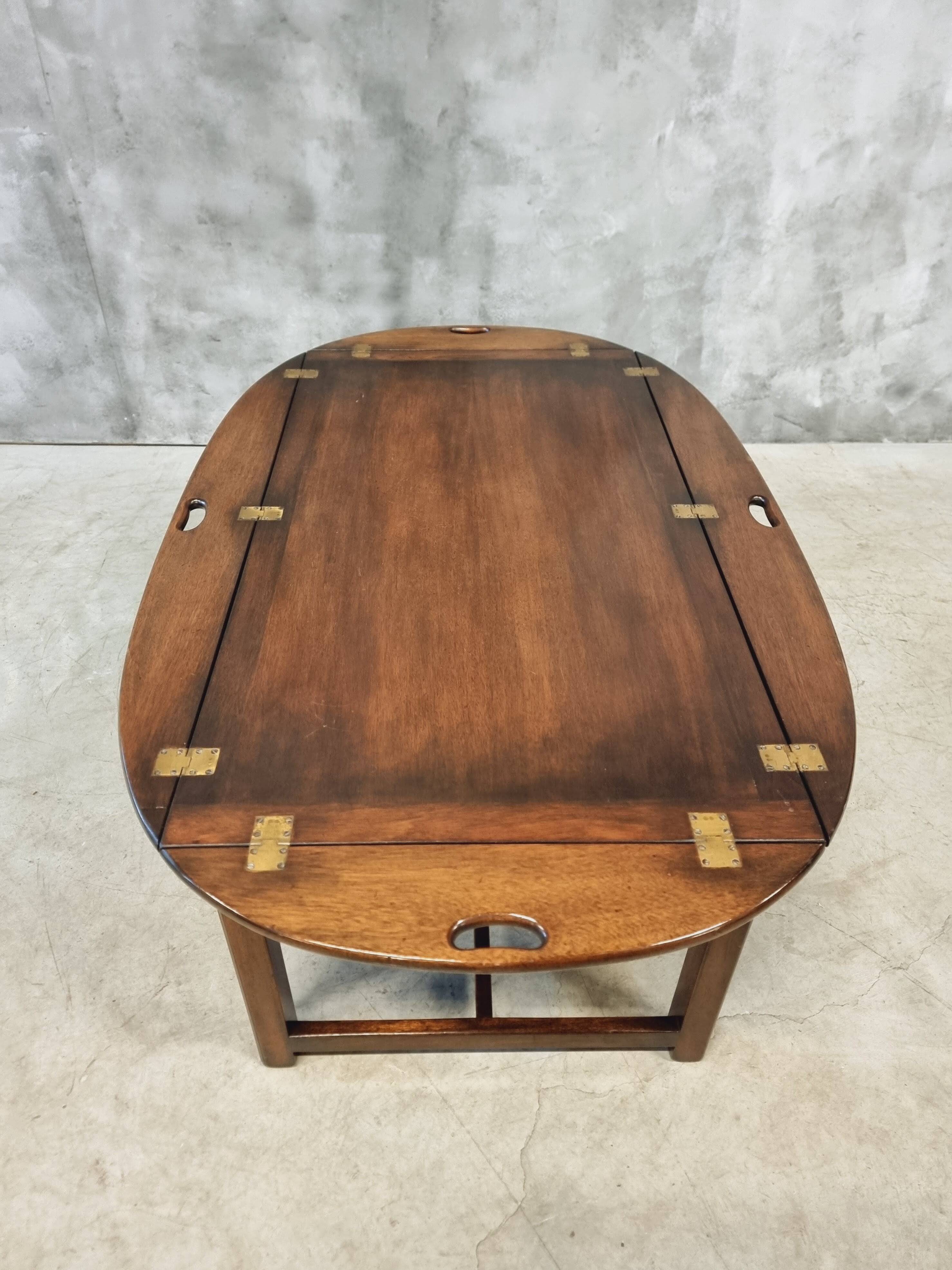 Vintage mahogany butler coffee table 90 x 145 cm