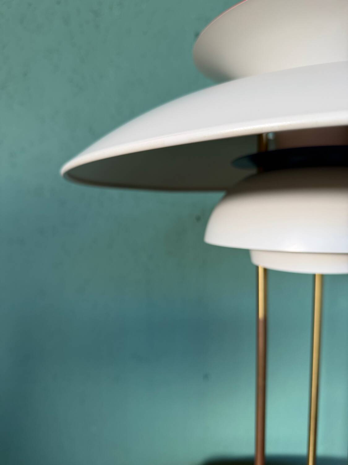 Rare original PH 5 table lamp by Poul Henningsen, manufactured by Louis Poulsen
