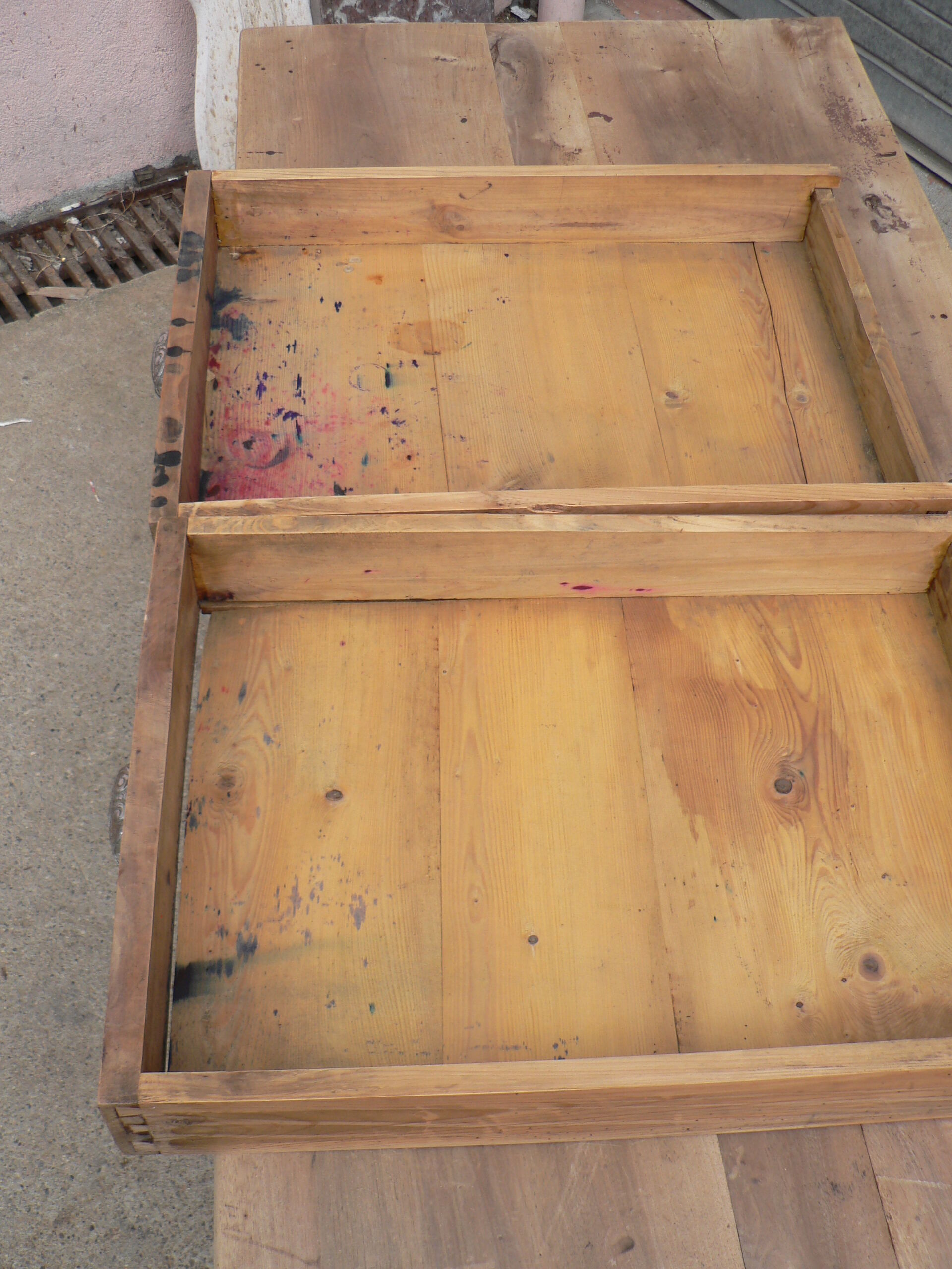 Table de ferme en noyer