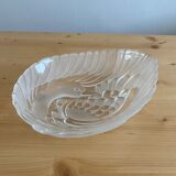 Cut in chiseled glass cut in a chiigne shape