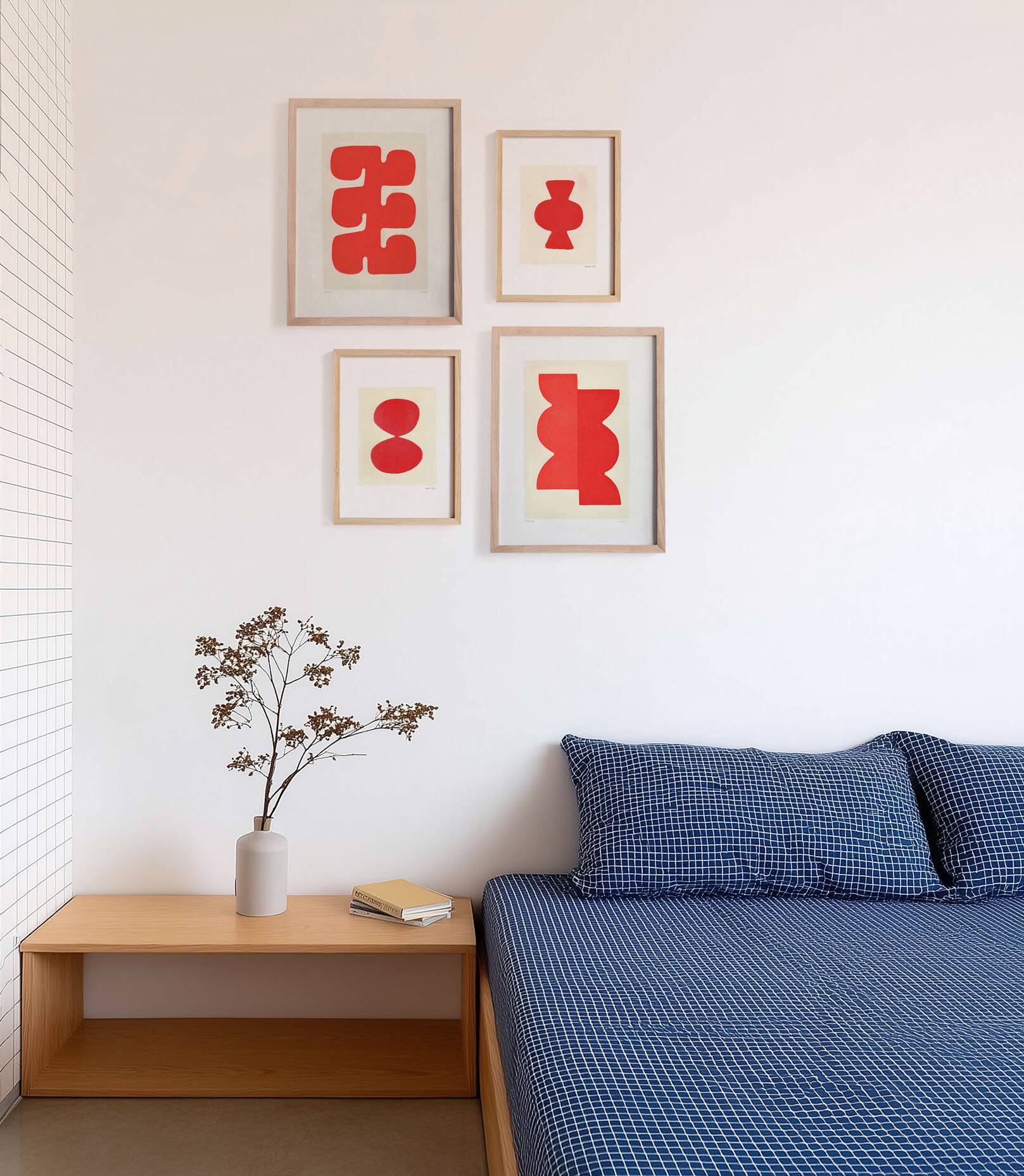 Collection of 4 abstract red paintings on paper signed Eawy