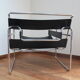 Paire de fauteuils B3 "Wassily" cuir design Marcel Breuer