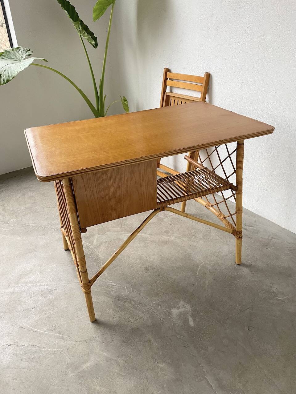 Bureau rotin Louis Sognot et sa chaise