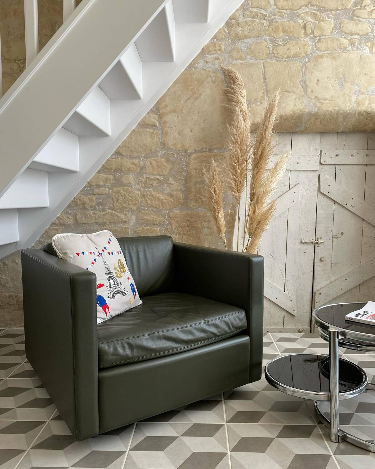 Fauteuil Pfister Knoll cuir kaki