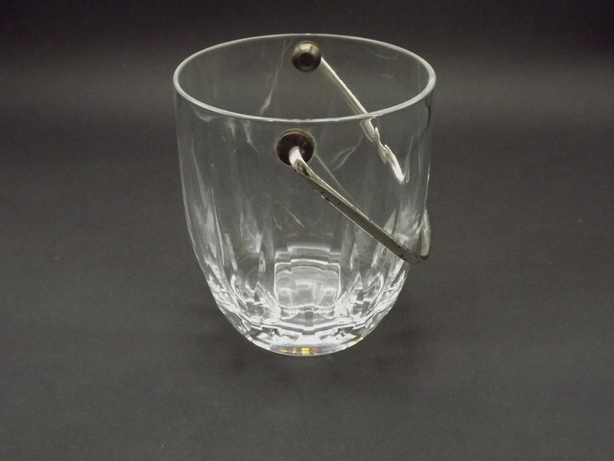 Vintage French heavy cut glass ice bucket with silver metal carry handle 4504.