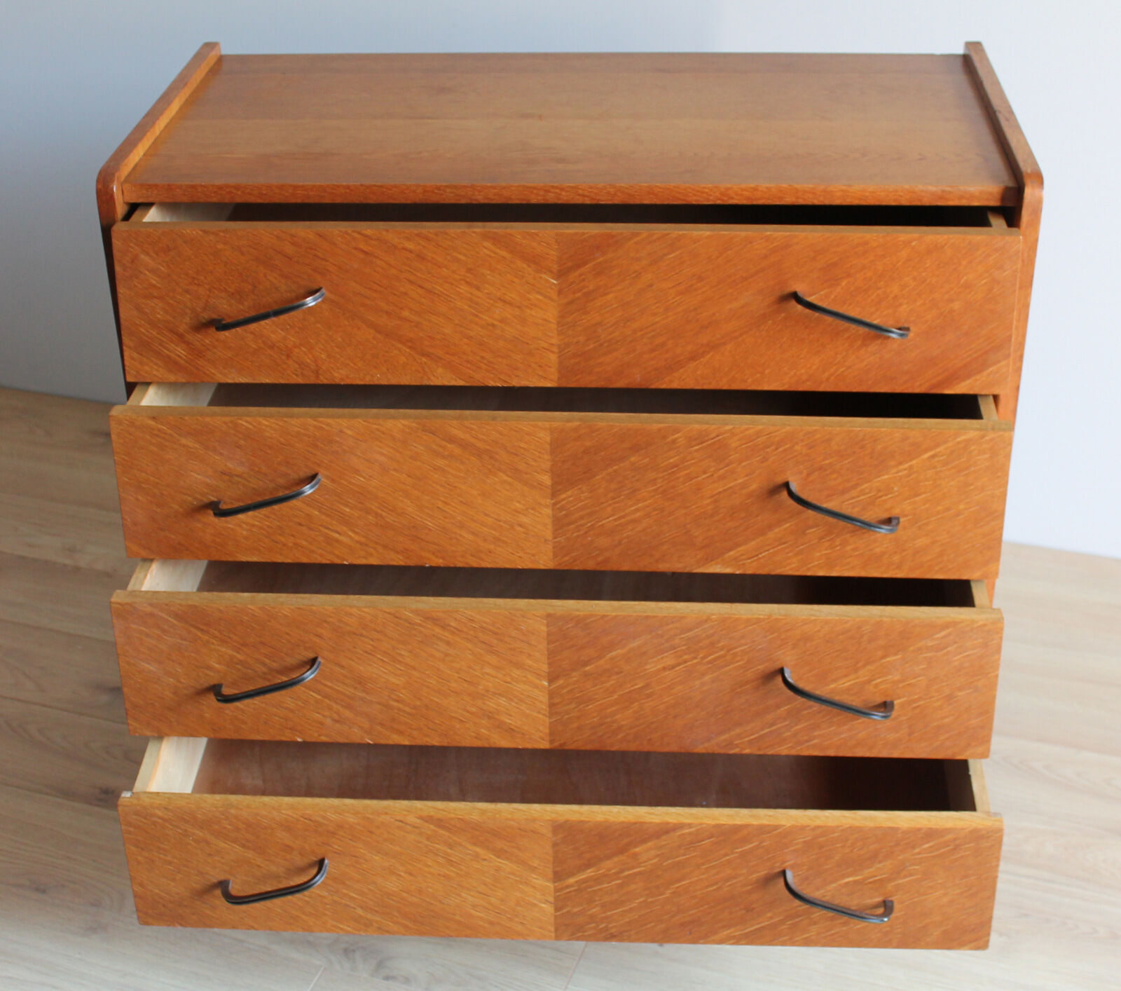 Vintage dresser 50's