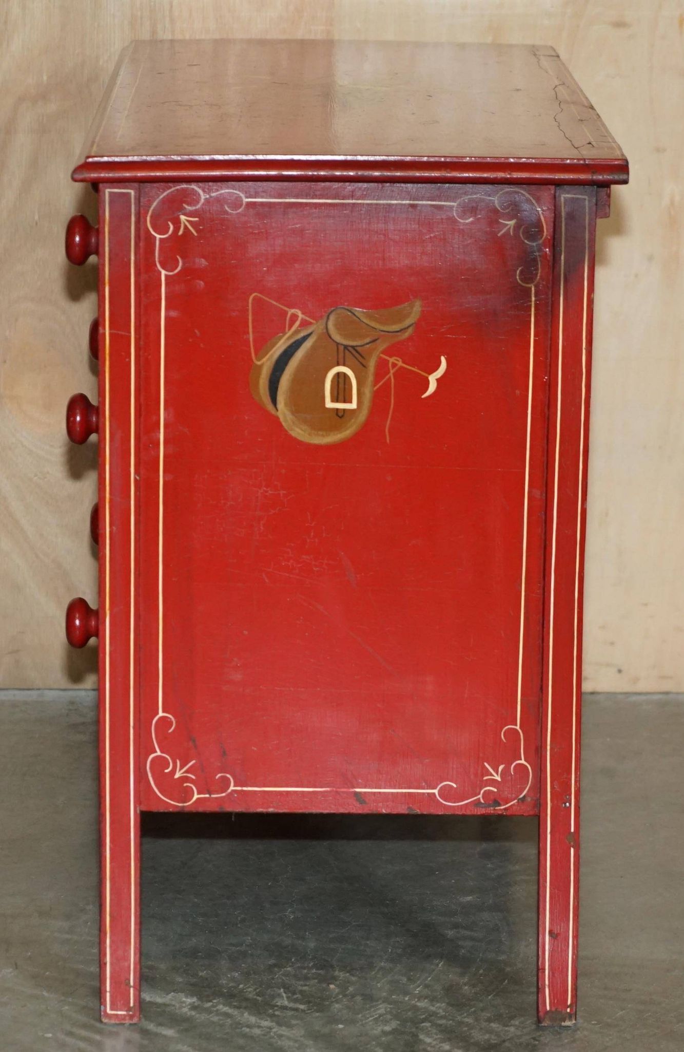 Hand-painted Victorian pine commode featuring a horse and jockey.