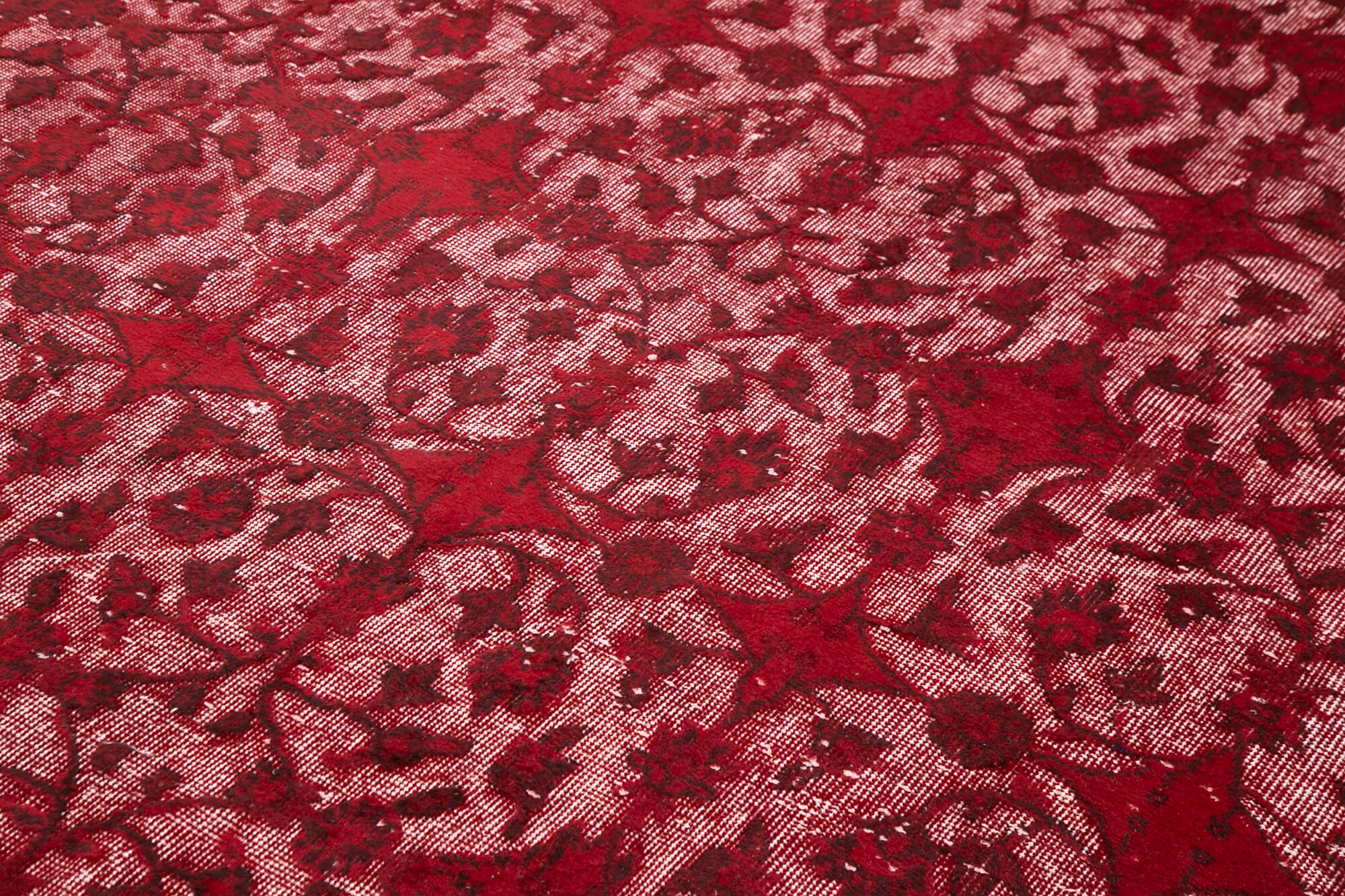Hand-Knotted Bohemian Turkish 1980s 216 cm x 309 cm Red Carpet
