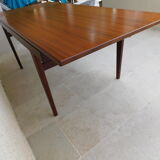 Table en teck scandinave avec rallonges