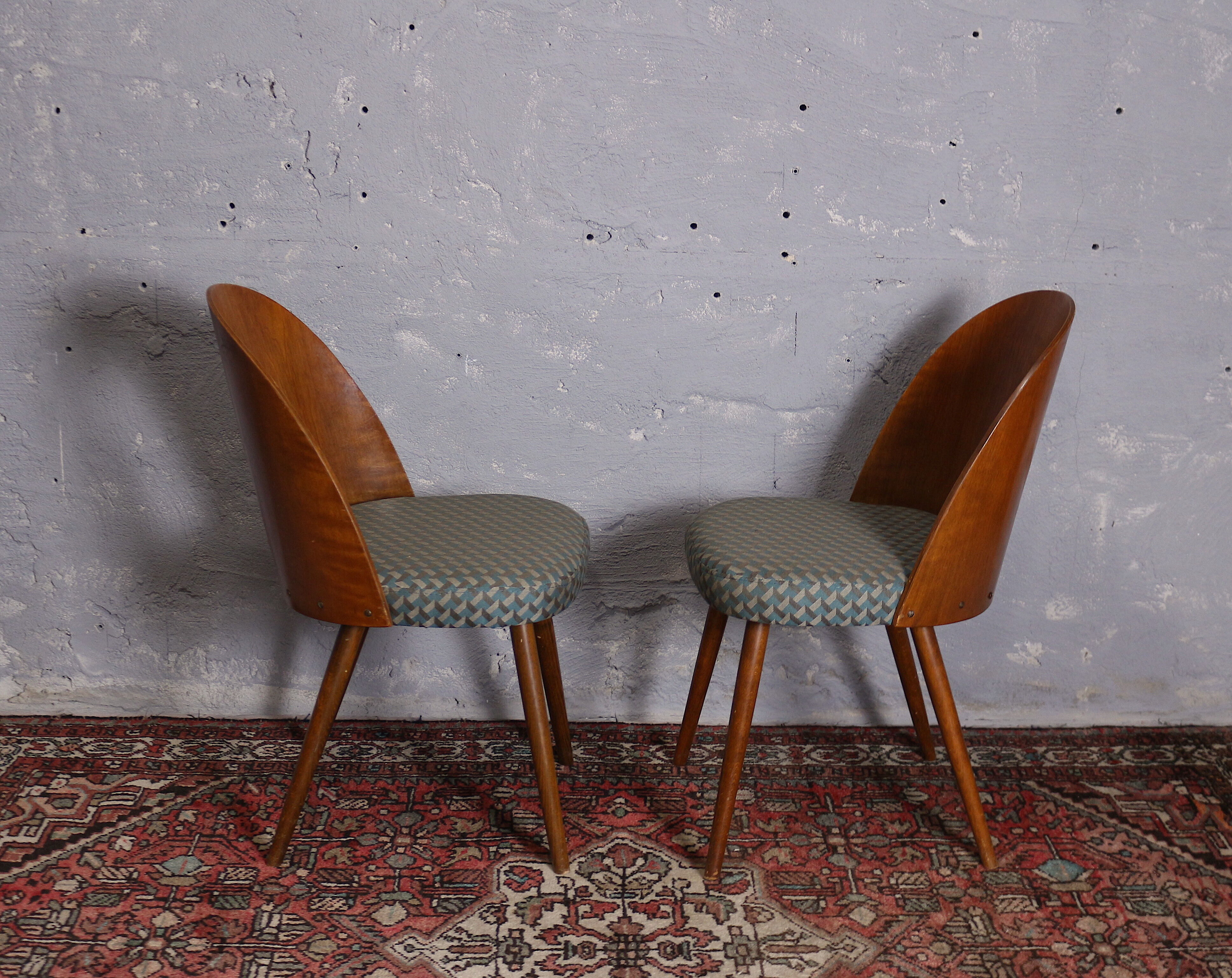 Lot de 4 chaises par Antonin Suman, 1960 Tchécoslovaquie