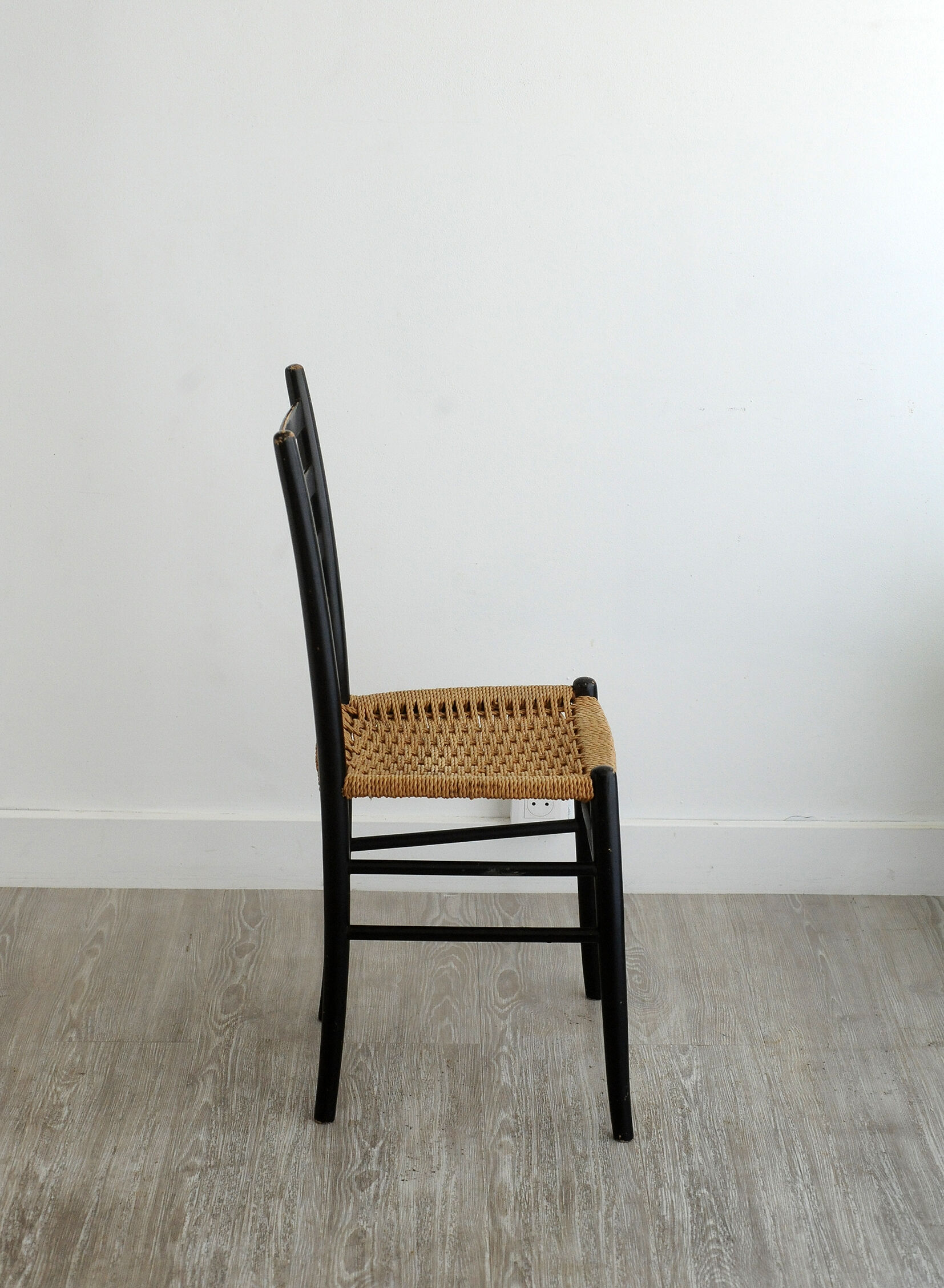 Four chairs made of paper rope