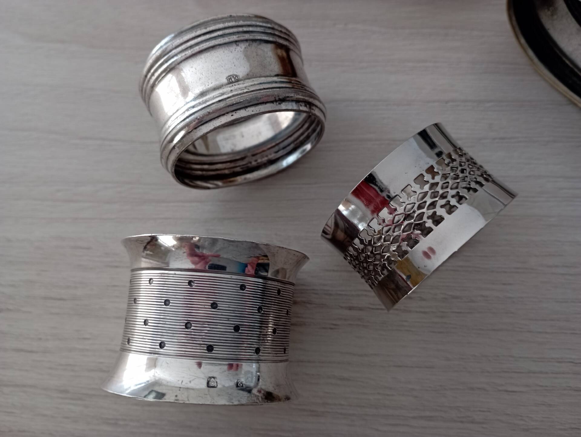 Set of 6 old napkin rings