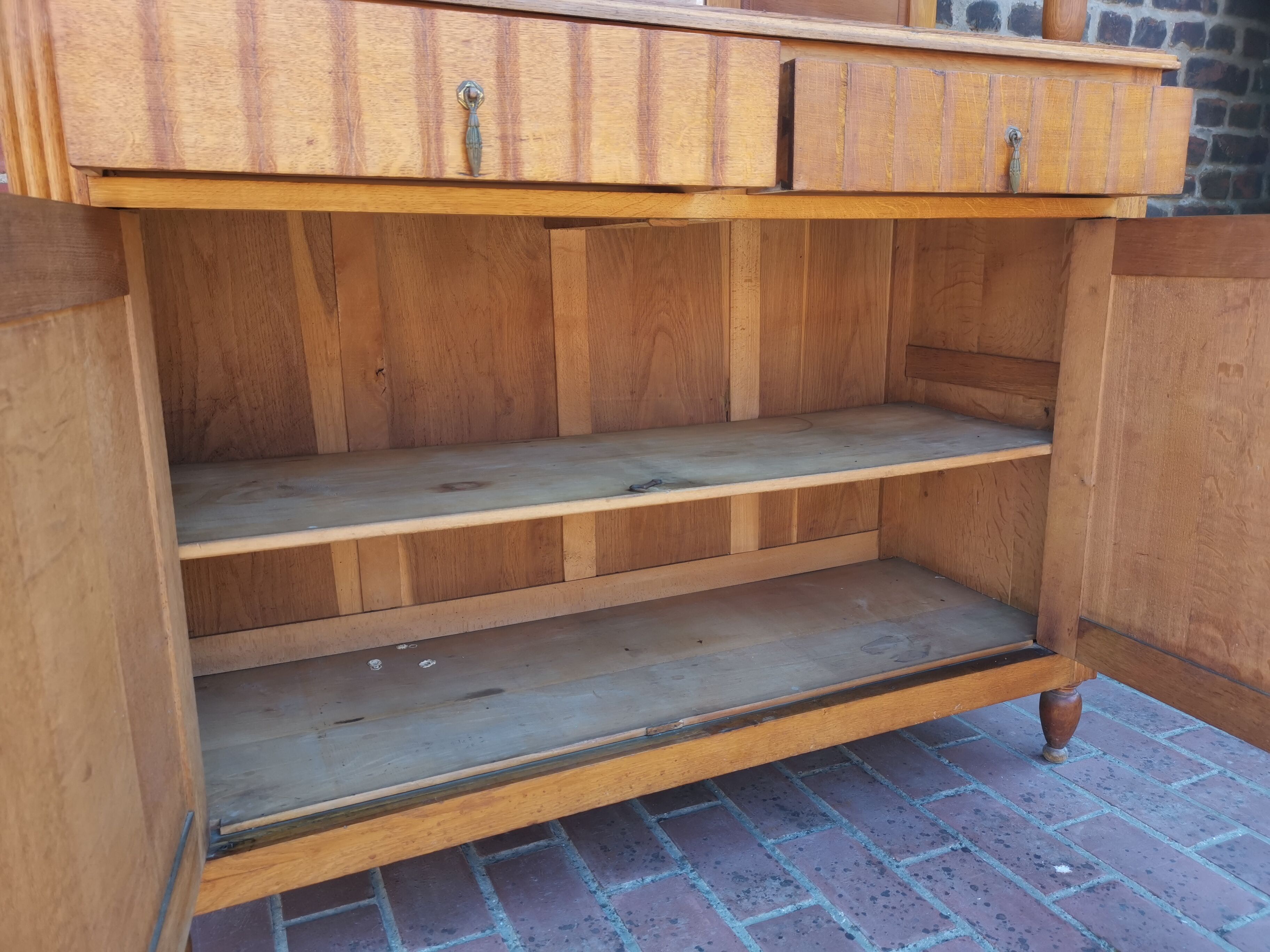 Buffet 2 body floral pattern 1929