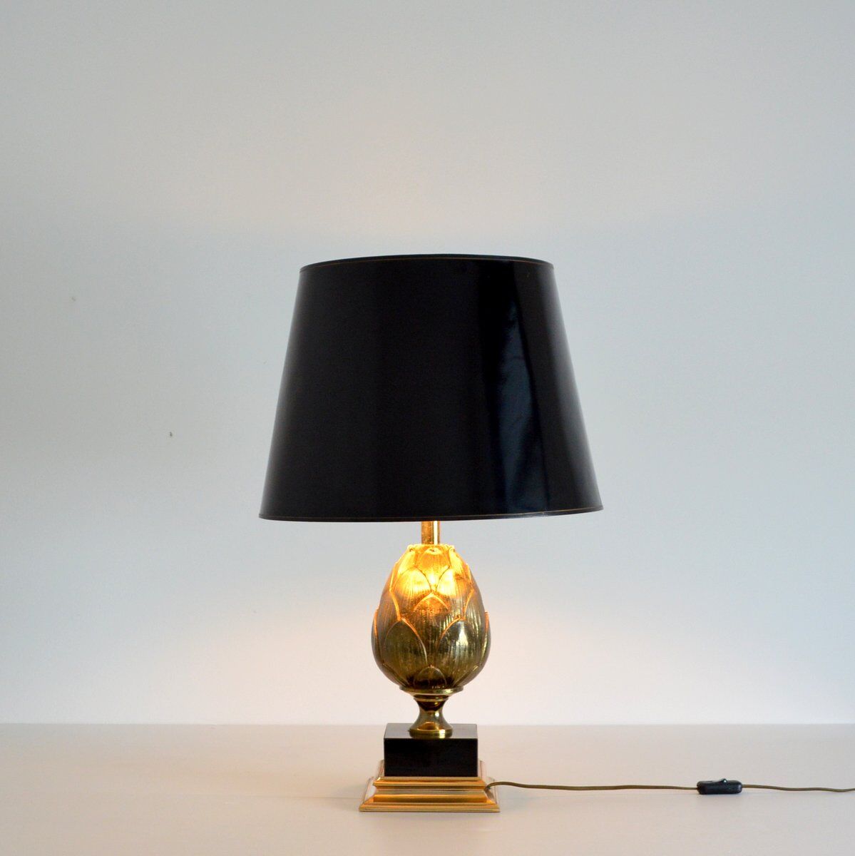 Vintage artichoke gold table lamp 1970
