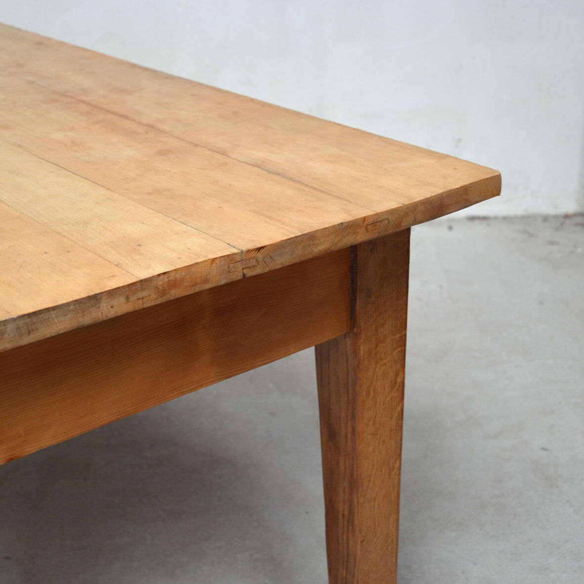 Oak farm table